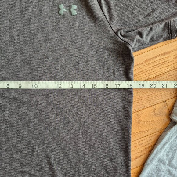 2 Under Armour T-Shirts Gray Tech and Cotton Small - Picture 7 of 8